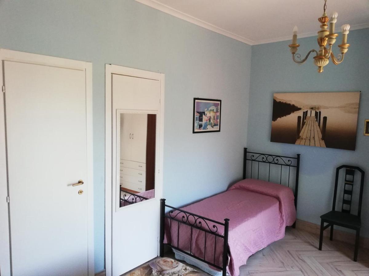 Camera Sofia B&B Pozzuoli Esterno foto