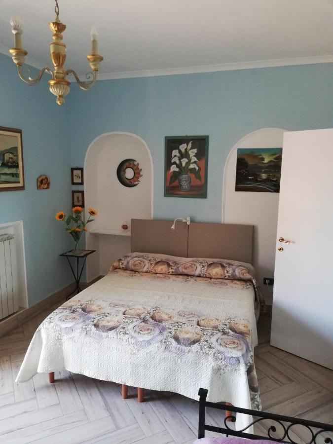 Camera Sofia B&B Pozzuoli Esterno foto